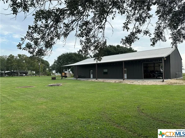 550 County Road 239, Ganado, TX 77962