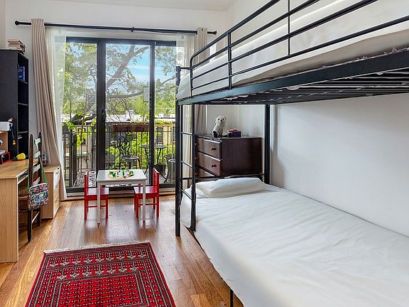5th image of 830 Halsey St APT 3R