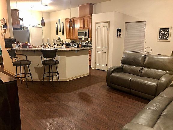 2nd image of 105 Birdsong Ct