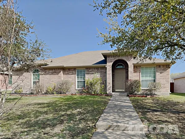 1563 Nottingham Dr, Lancaster, TX 75134