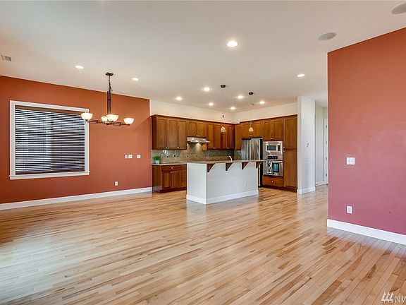 5th image of 4532 185th Ave SE #15