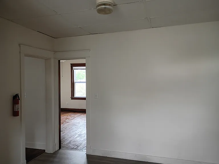 340 McClain Ave — Photo 7