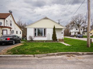 101 Wall St, Quinte West, ON K8V4K1