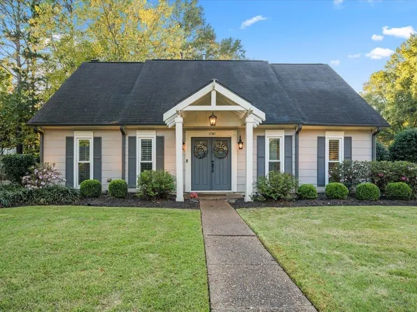 2061 Stafford Park Ln, Germantown, TN 38139