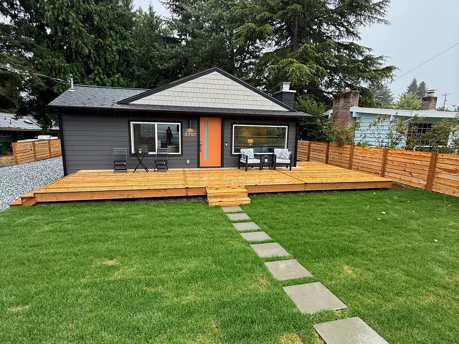3 bed, 1080 sqft, $3,750 — Photo 1