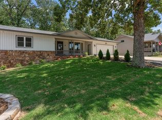 9 Kensington Dr, Bella Vista, AR 72715