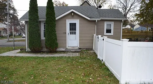112B Minnehaha Blvd Photo 1
