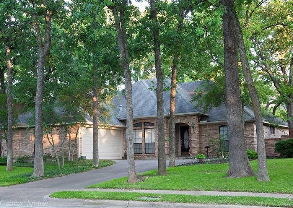 1st image of 2133 S Winding Creek Dr