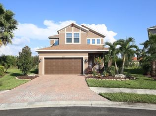 8502 Nandina Dr, Sarasota, FL 34240