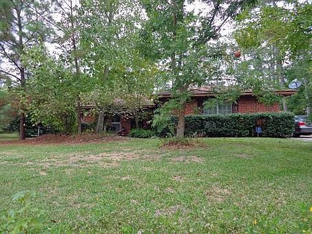 1st image of 554 Lakeshore Dr