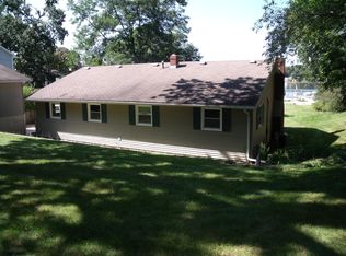 1457 E Crooked Lake Dr, Kalamazoo, MI