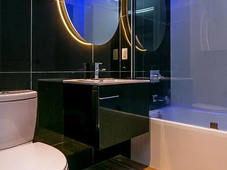 146 Meserole St #5C — Photo 7