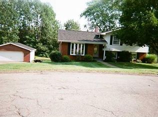 150 Mulberry Ln, Monaca, PA 15061