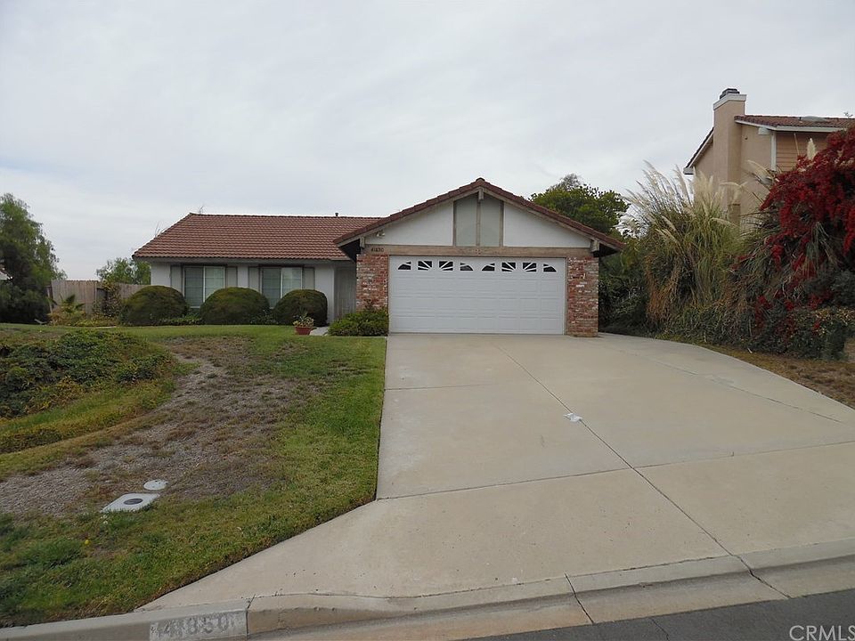 1st image of 41850 Borealis Dr