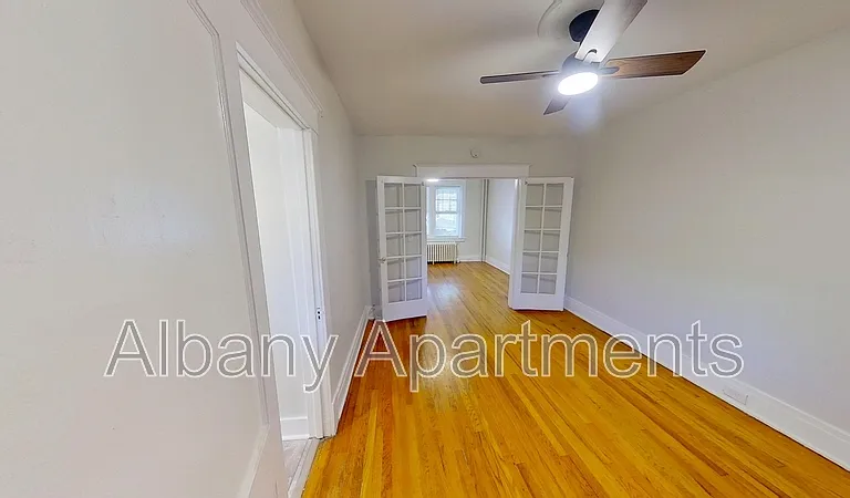 568 Park Ave #1 — Photo 11