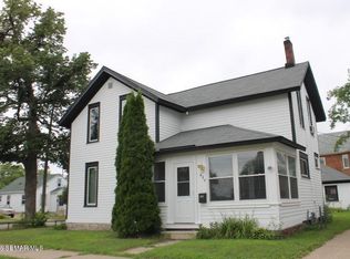 427 Lafayette St, Winona, MN 55987