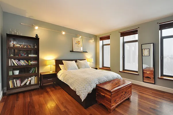 Sold by Corcoran | media 39