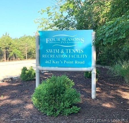 2nd image of 960 Nassau Cir
