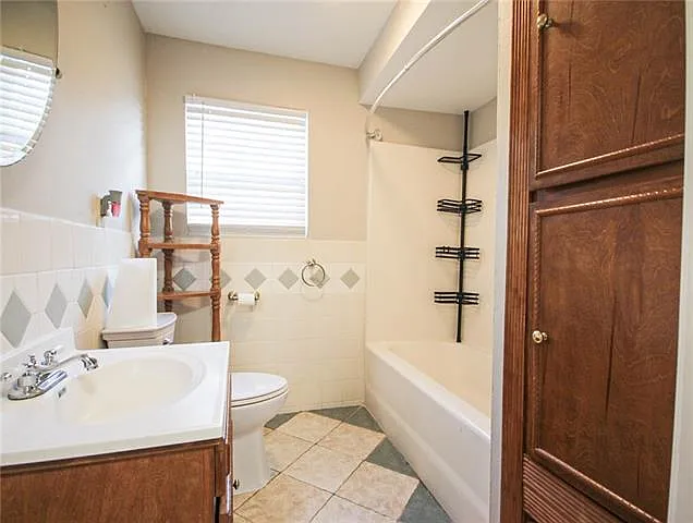 3816 Delaware Ave — Photo 11