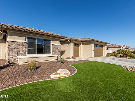 3rd image of 16746 W LA REATA Avenue