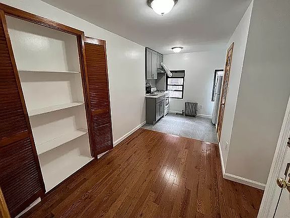 2nd image of 169 Hester St #8R