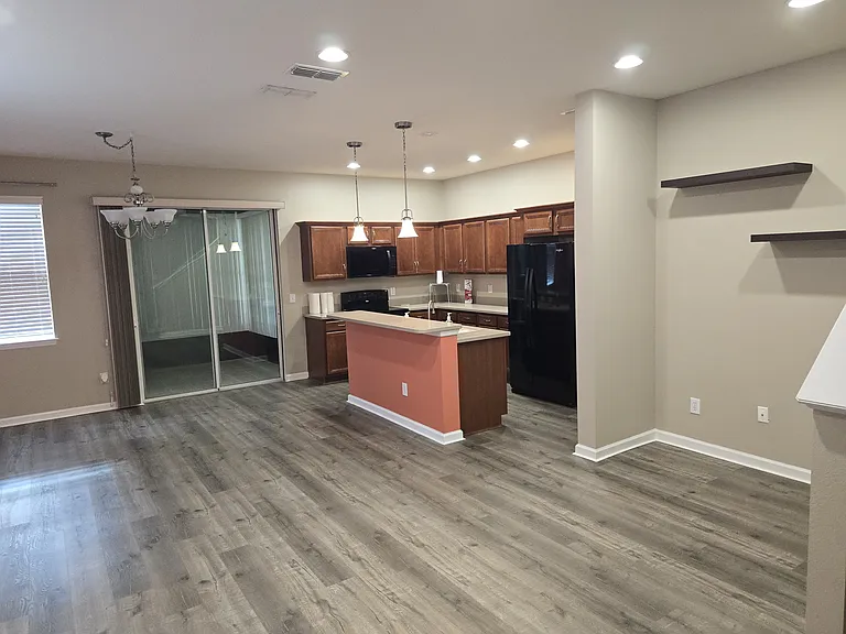 607 Mount Olympus Blvd — Photo 45