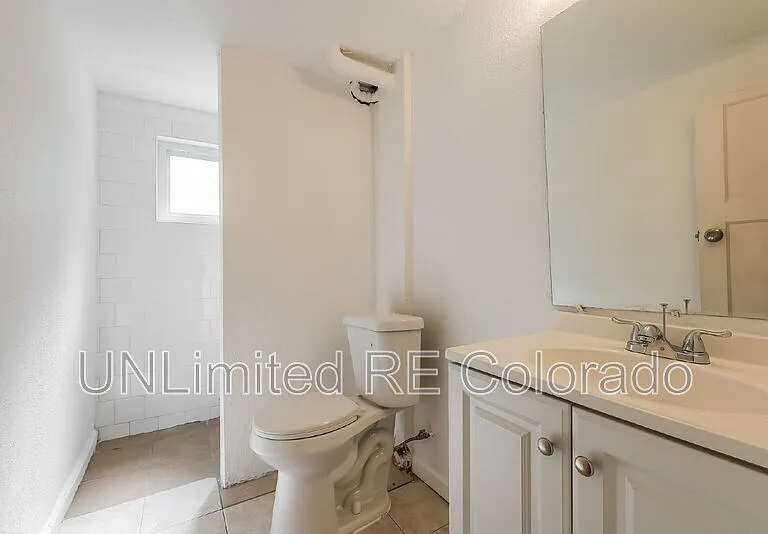 1014 N Raleigh St — Photo 12