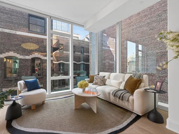 45 East 22nd Street image 1 of 4