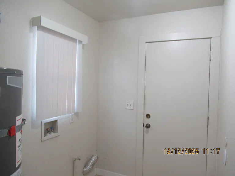 4504 15th Ave — Photo 15