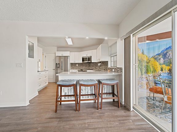 5th image of 4 Greenway Vlg N Unit 203