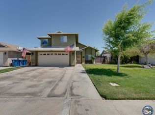 411 Silverado Trl, Imperial, CA 92251
