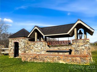 402 Sugar Maple Ln, Matthews, NC 28104