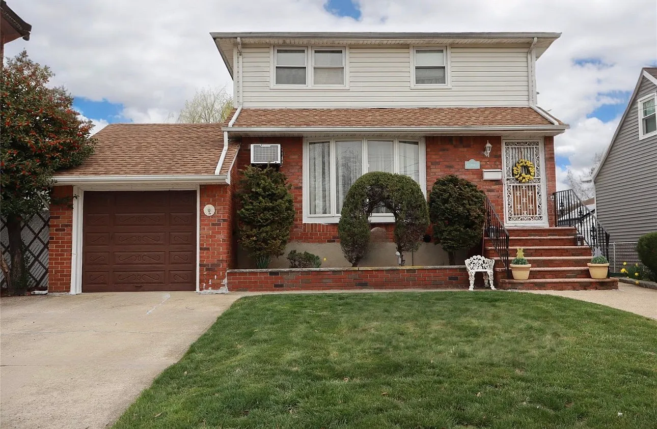 311 Litchfield Ave — Photo 1