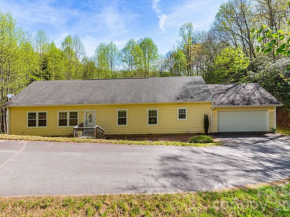 2nd image of 39 Kylie Grace Ln
