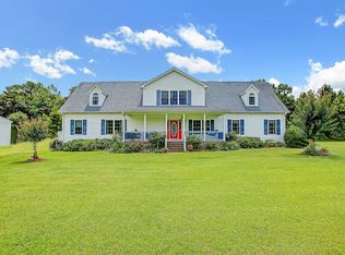 250 Heathers Folly Rd, Willard, NC 28478