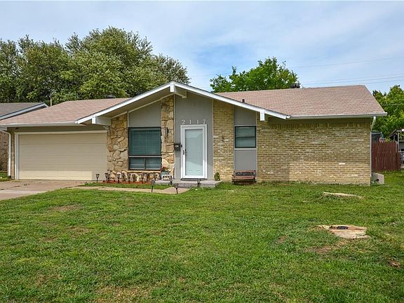 2nd image of 2117 Bowie Dr