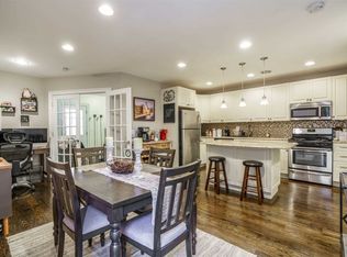 2379 32nd St, Astoria, NY 11105