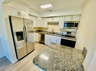 6628 Stoney Point N, Norfolk, VA 23502
