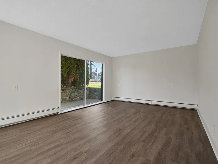 820 Craigflower Rd #204 — Photo 19