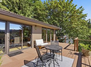 7024 SW Canyon Dr, Portland, OR 97225