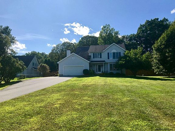 2nd image of 2 Nova Ln