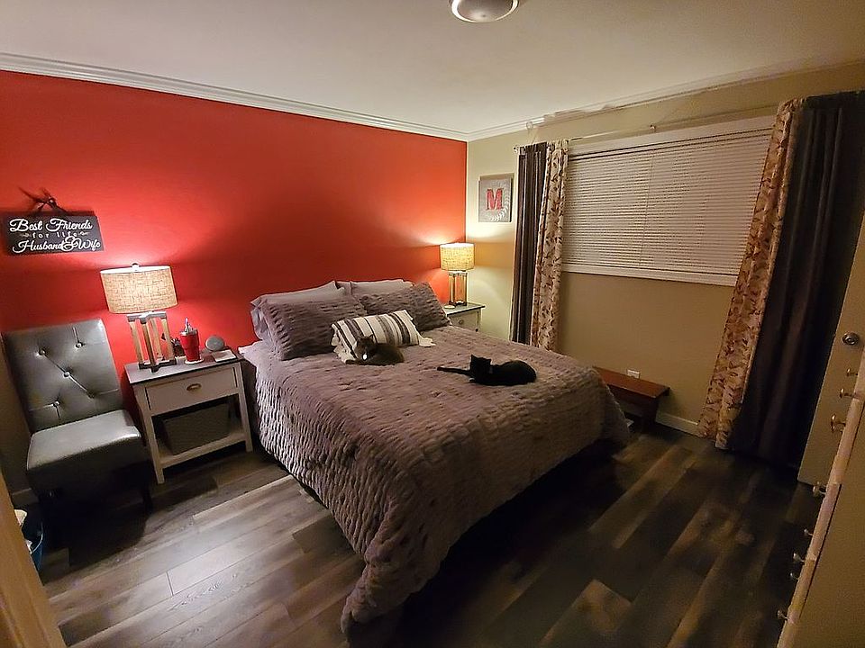 Bedroom 1 - Master