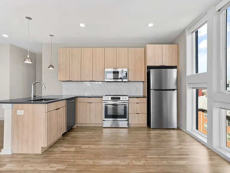 The Keystone Apartments — Photo 183