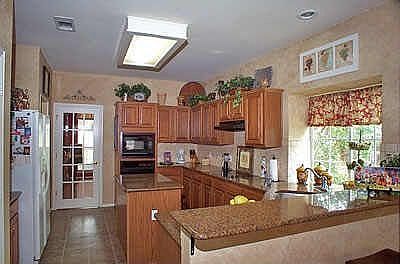 5th image of 800 Xavier Dr