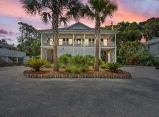 1604 Jungle Rd, Edisto Island, SC 29438