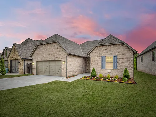 2600 Woods Edge Dr Photo 1