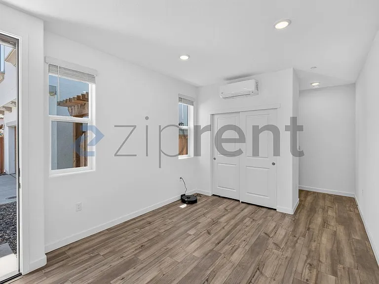 1518 N Central Pkwy #ADU — Photo 6