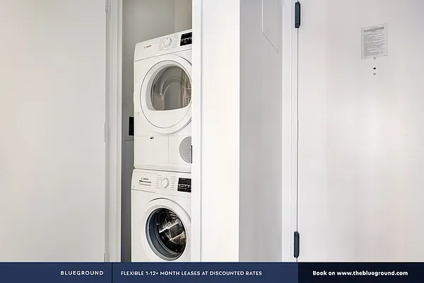 Rented by The Blueground | media 52