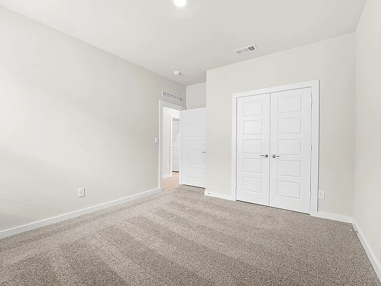 2107 Fortune Dr — Photo 19