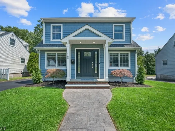 160 Harrington Rd, Clifton City, NJ 07012